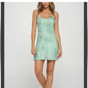 EVCR Athletic Dress Sleeveless Racerback Built in Shorts sz M jade snake green